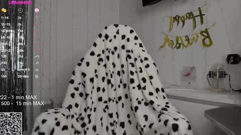 hanna montanas online show from 2, 2, 2025