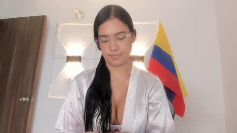 Snapshot of hanna_risso chatting on 28, 6, 2026 HANNA online show from 28, 6, 2026