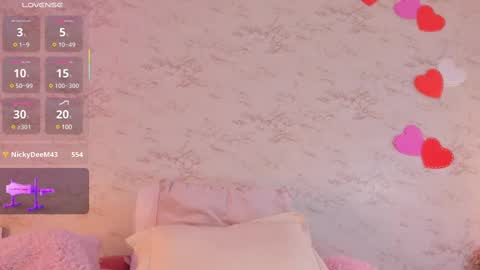 Snapshot of hannablaze_ chatting on 1, 3, 2025 HannaB  online show from 1, 3, 2025