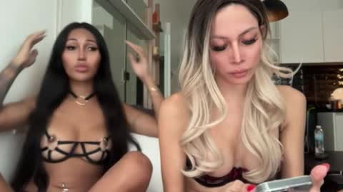 Im your naughty girl and porn star in bed Hannah online show from 28, 1, 2025