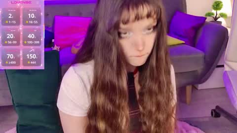 Snapshot of hannah_warren chatting on 30, 11, 2025 Kamila online show from 30, 11, 2025