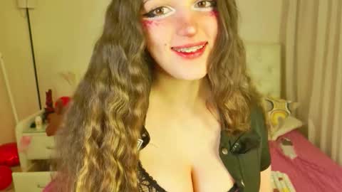 Snapshot of hannah_warren chatting on 20, 2, 2026 Kamila online show from 20, 2, 2026