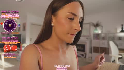 Hannah James online show from 26, 2, 2025