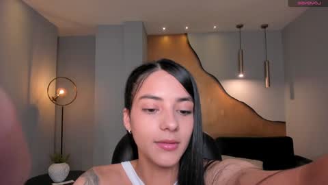 HANNAH J online show from 20, 1, 2025