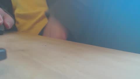 Snapshot of hannes_k chatting on 11, 10, 2025 hannes_k online show from 11, 10, 2025