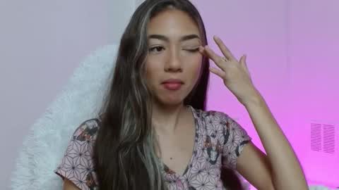 Snapshot of hantonella chatting on 27, 11, 2025 Anto online show from 27, 11, 2025