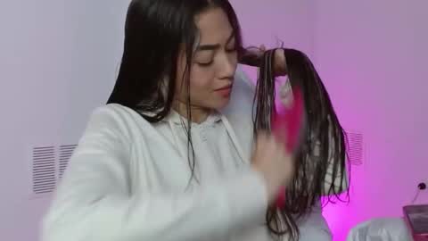 Snapshot of hantonella chatting on 20, 12, 2025 Anto online show from 20, 12, 2025