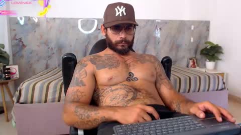 Snapshot of hanz_col chatting on 4, 5, 2026 hanz_col online show from 4, 5, 2026