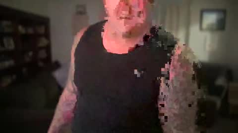 Snapshot of happilymarr1ed chatting on 18, 9, 2025 DadBod online show from 18, 9, 2025