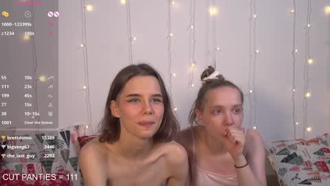 Evy  online show from 5, 1, 2025