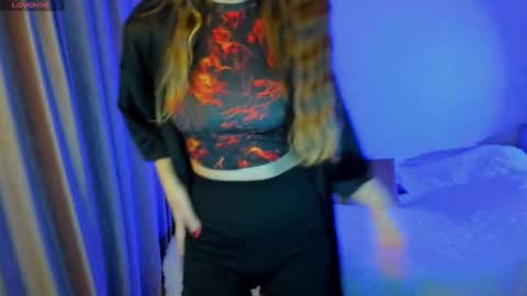 Stephanie online show from 4, 10, 2025