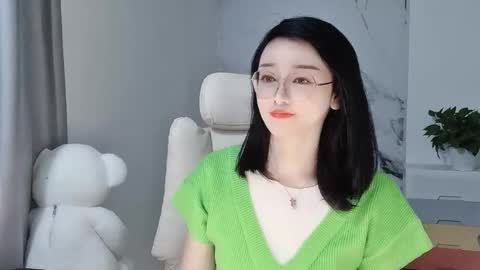 Daisy online show from 12, 3, 2025