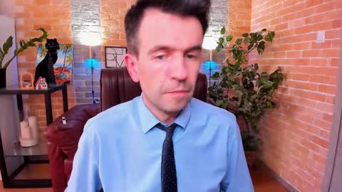 Steve online show from 25, 2, 2025