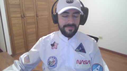 Hard cock dude online show from 1, 11, 2025