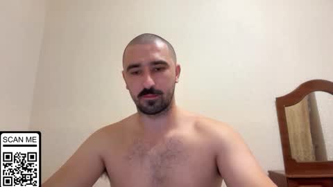 Snapshot of hard_to_obey chatting on 8, 10, 2025 Vadim online show from 8, 10, 2025