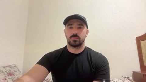 Snapshot of hard_to_obey chatting on 16, 10, 2025 Vadim online show from 16, 10, 2025