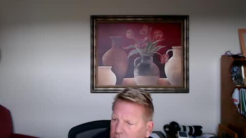 Steele and Cassie online show from 22, 11, 2025