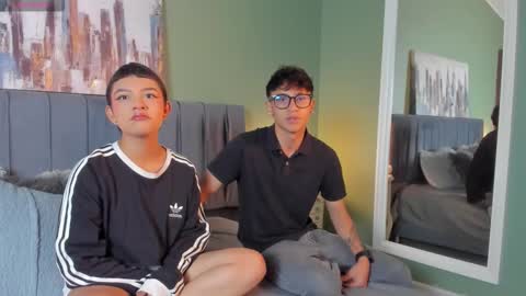 Kade and Demi online show from 8, 1, 2026