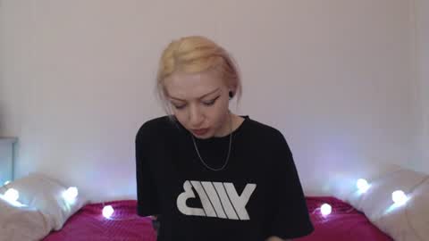 Snapshot of hardcore_x chatting on 1, 7, 2026 Emily online show from 1, 7, 2026