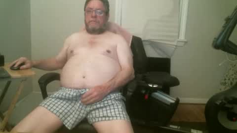 Snapshot of hardmik chatting on 10, 2, 2026 Mik online show from 10, 2, 2026