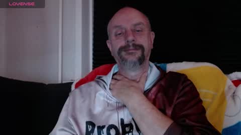 Snapshot of hardmrlazy chatting on 14, 12, 2024 MrLazy online show from 14, 12, 2024
