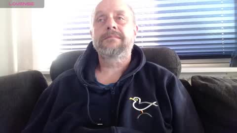 Snapshot of hardmrlazy chatting on 6, 3, 2025 MrLazy online show from 6, 3, 2025