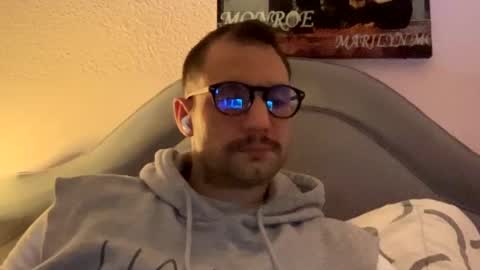 Snapshot of hardnstyle chatting on 13, 12, 2024 HARD AND STYLE online show from 13, 12, 2024