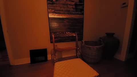 Tom online show from 8, 10, 2025