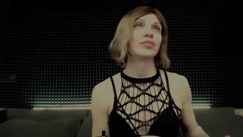 Miss Hardy online show from 1, 3, 2026