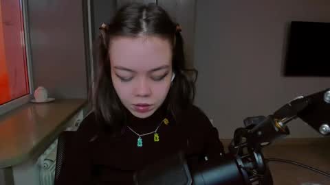 Miss Hari online show from 19, 2, 2025