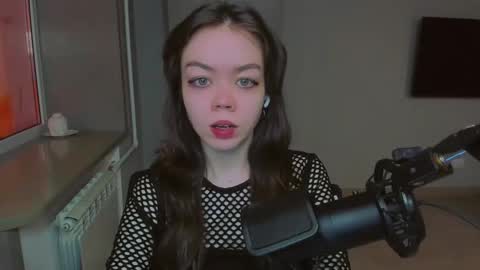 Miss Hari online show from 20, 2, 2025