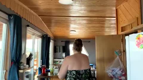 Fiiona online show from 12, 4, 2026