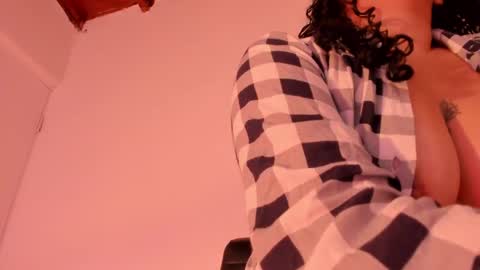 Annie online show from 8, 12, 2024