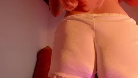 Annie online show from 9, 9, 2025