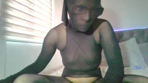 Emma online show from 23, 11, 2025