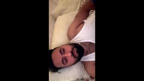 Snapshot of harry11009 chatting on 21, 12, 2025 harry11009 online show from 21, 12, 2025