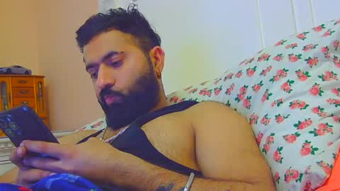 Snapshot of harry11009 chatting on 8, 3, 2026 harry11009 online show from 8, 3, 2026