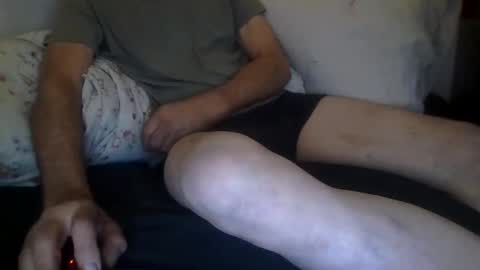 Snapshot of harry1cannary chatting on 14, 11, 2025 harry1cannary online show from 14, 11, 2025