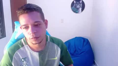 Snapshot of harry_contreras21 chatting on 13, 11, 2025 harry online show from 13, 11, 2025