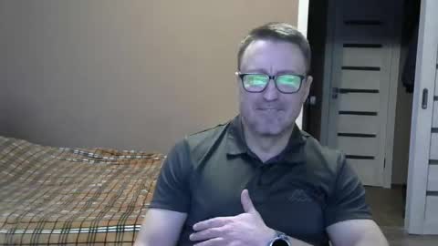 HarrySnake online show from 4, 12, 2024