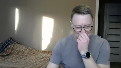 HarrySnake online show from 4, 1, 2025