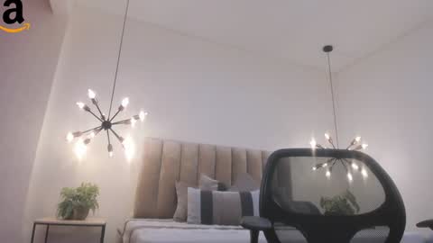 Harry Jones online show from 7, 12, 2024