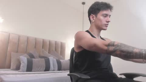 Harry Jones online show from 2, 1, 2025