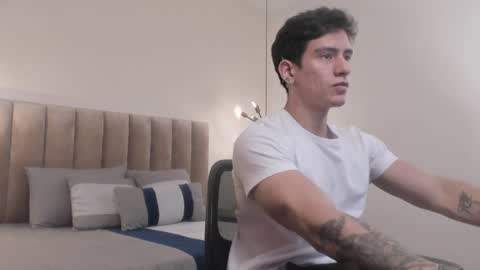 Harry Jones online show from 2, 2, 2025