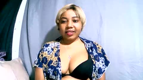 hasimina09 online show from 4, 10, 2025