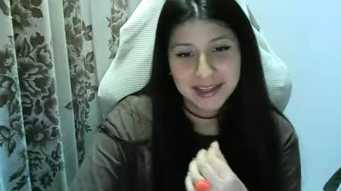 Snapshot of hasley_bbylee chatting on 6, 1, 2025 lady online show from 6, 1, 2025
