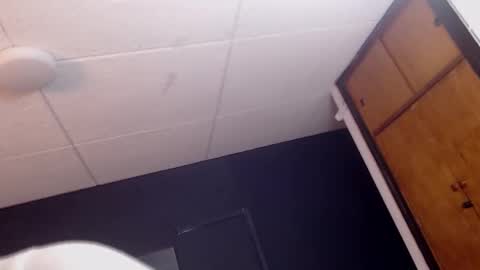 Snapshot of hat_guy01 chatting on 7, 2, 2026 hat_guy01 online show from 7, 2, 2026