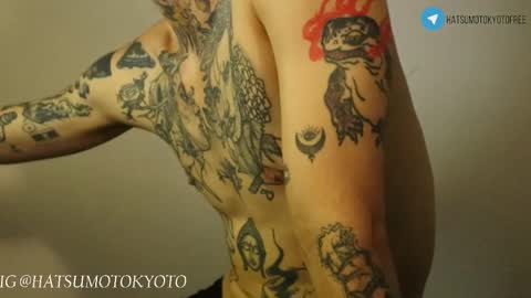 Snapshot of hatsumotokyoto chatting on 11, 3, 2025 More content   2   online show from 11, 3, 2025