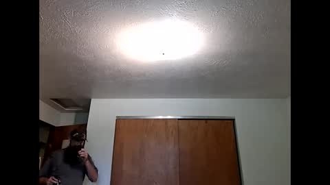 Snapshot of hawktalon007 chatting on 21, 9, 2025 Robert online show from 21, 9, 2025