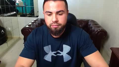 HayesWood online show from 7, 1, 2026